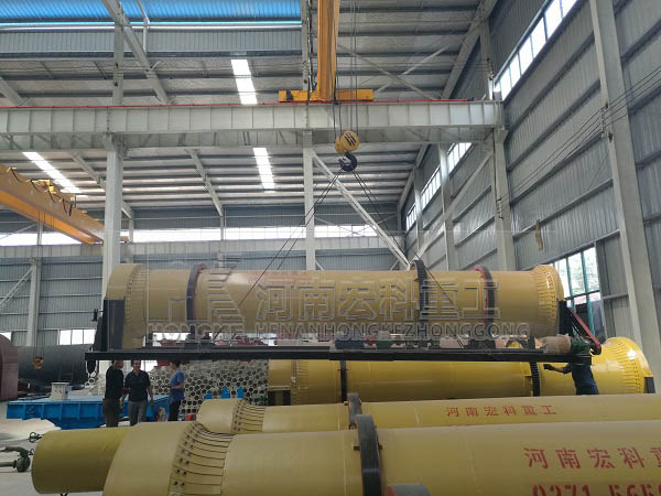 駐馬店西平的客戶，您采購(gòu)的豬糞烘干機(jī)已發(fā)出，請(qǐng)查收